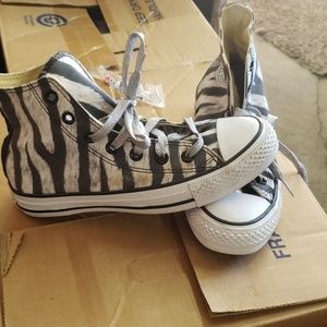 Zebra converse